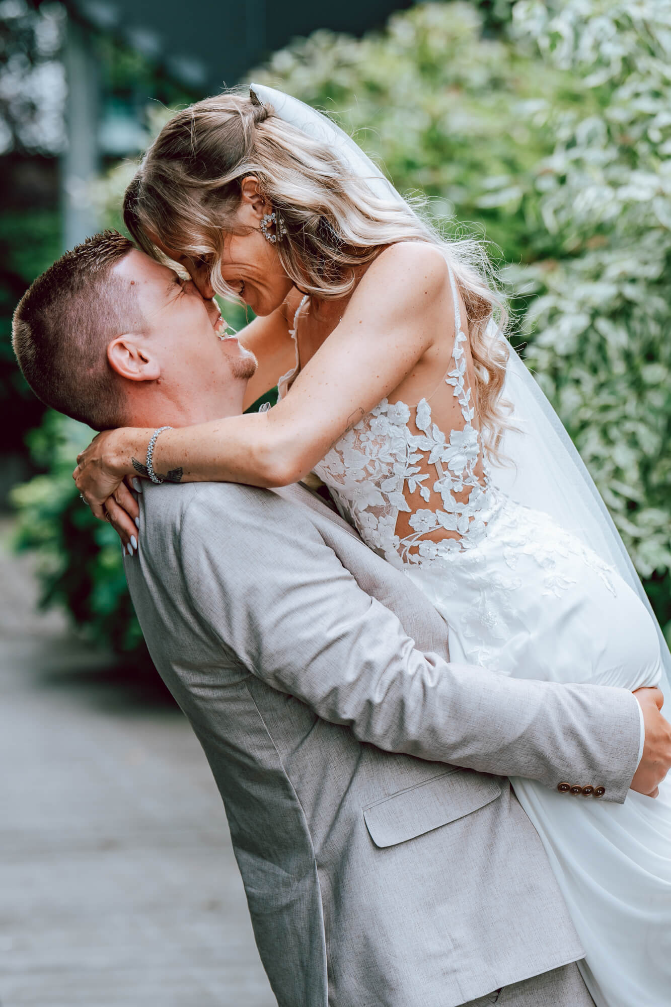 neu momente hochzeit fotografie fotograf münchen umland