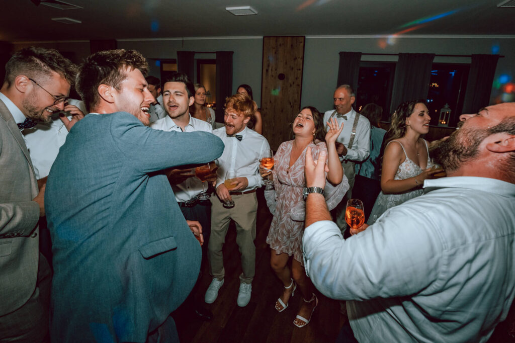 neu momente hochzeit fotograf fotografie münchen umland